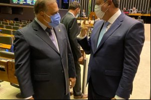 09 06 2021 - No plenario com presidente Arthur lira