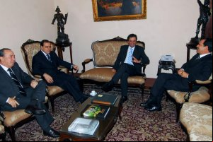 2009 - Audiência com Governador Aécio Neves