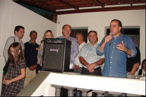 2011 - Visita a Manhuaçu - Discursando