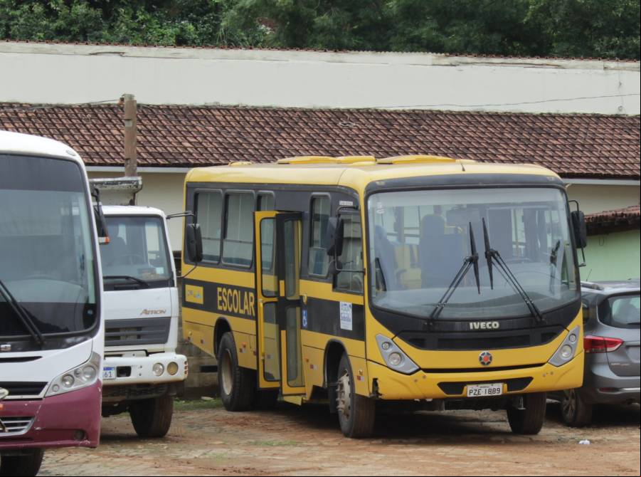 Ônibus escolar para Sobrália